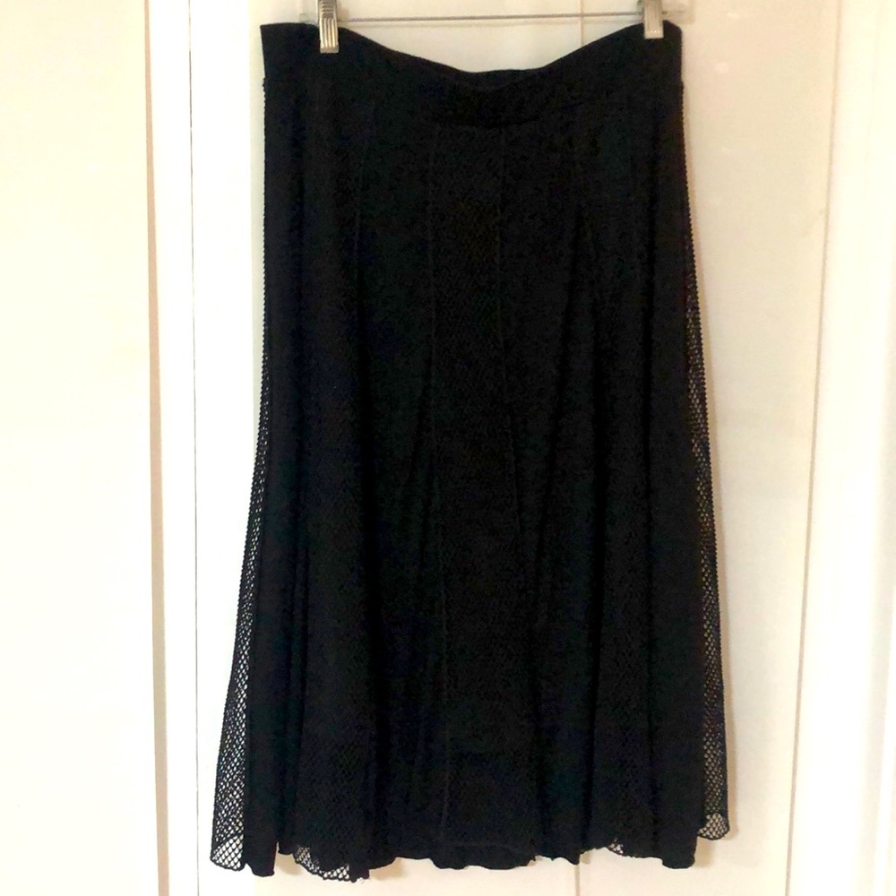 Lapis Black Skirt L